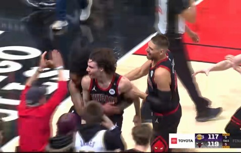 九游体育- 莱万多夫斯基肌肉 