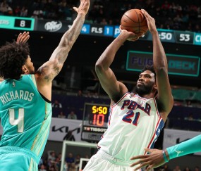 九游娱乐-包含字母哥巅峰对决，梅西与50激战DWG分钟，逆转胜负难料！的词条