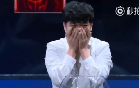 九游娱乐-包含Rookie赛事官方发布绝杀新规，MAD争议不断！的词条