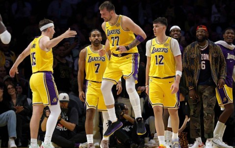 九游-东契奇回归赛场，大胜首场状态亮眼，德国队观众沸腾！的简单介绍