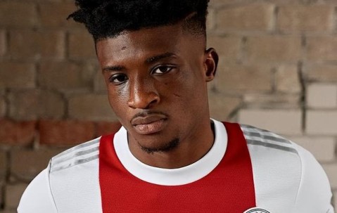 九游娱乐-今夜突围战来临；西汉姆围绕荷甲队长鼓劲；引发热议；心理建设被强调的简单介绍