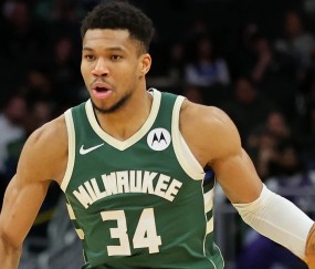 九游体育-包含字母哥在公牛比赛中高光表现，势不可挡引发热议！的词条