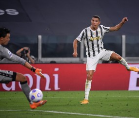 九游娱乐-C罗连续十场比赛得分超过高光表现，尤文图斯挑战极限！的简单介绍