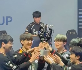 九游体育- faker回归首发 